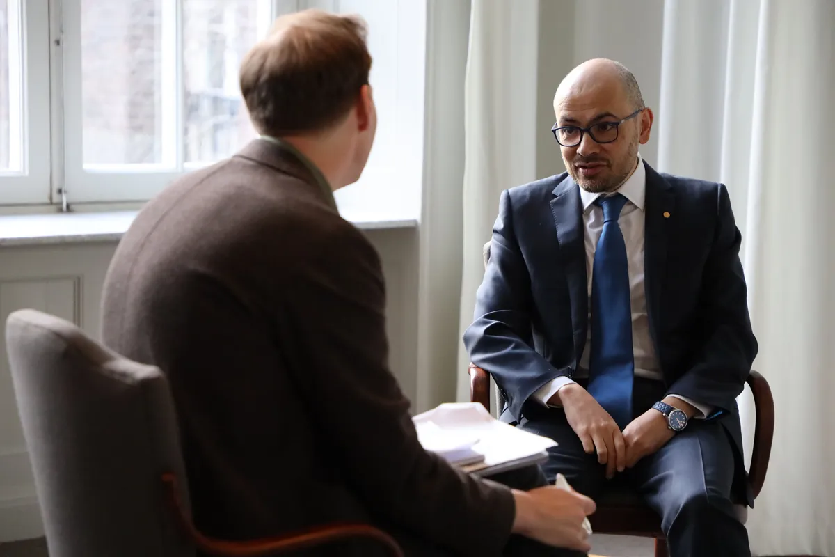 Demis Hassabis lors de la semaine Nobel 2024