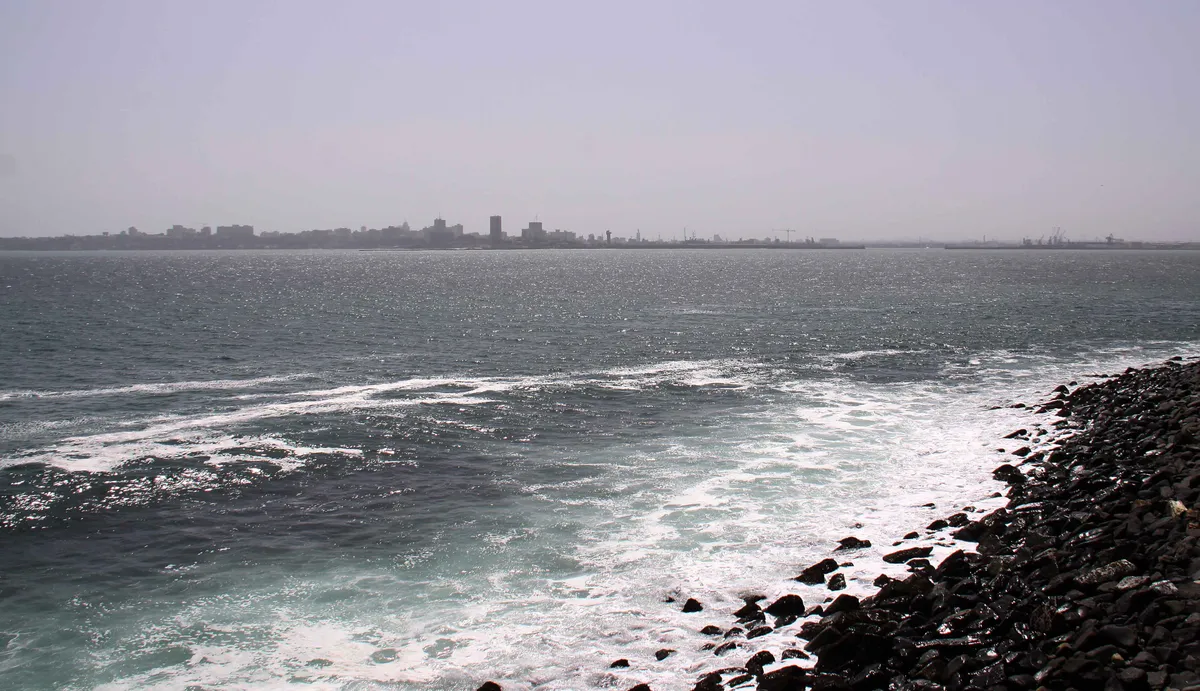 Vue de Dakar depuis la mer